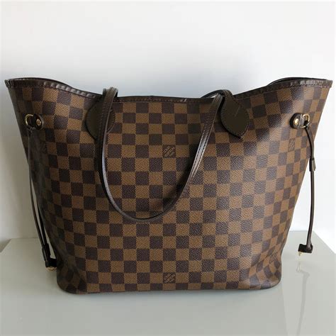 My New Damier Ebene Neverfull Strap Cracking 